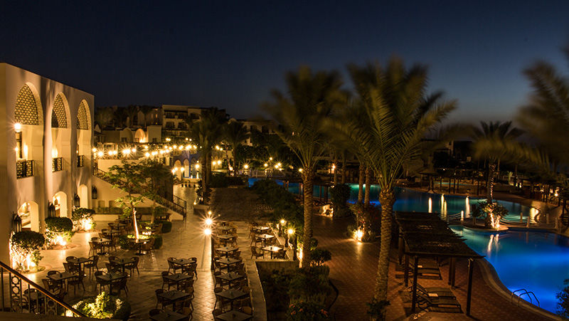 Jaz Belvedere Sharm El Sheikk Exterior foto The resort at night