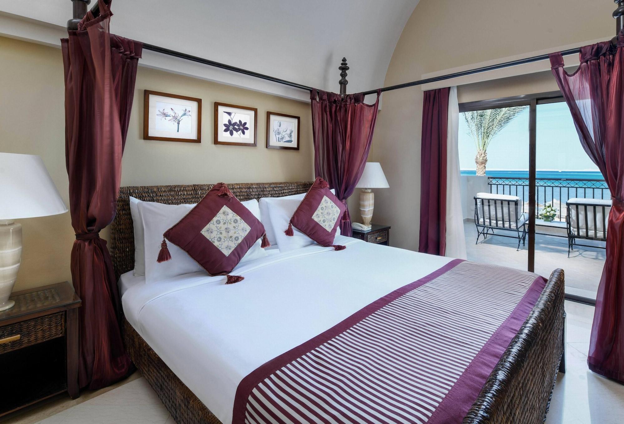 Jaz Belvedere Sharm El Sheikk Exterior foto A bedroom at the resort